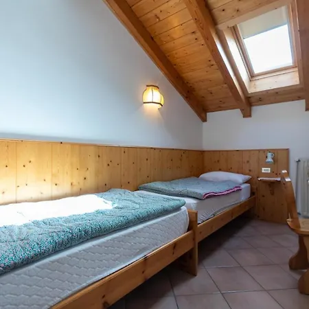Casa Fanton Apartment Pozza di Fassa